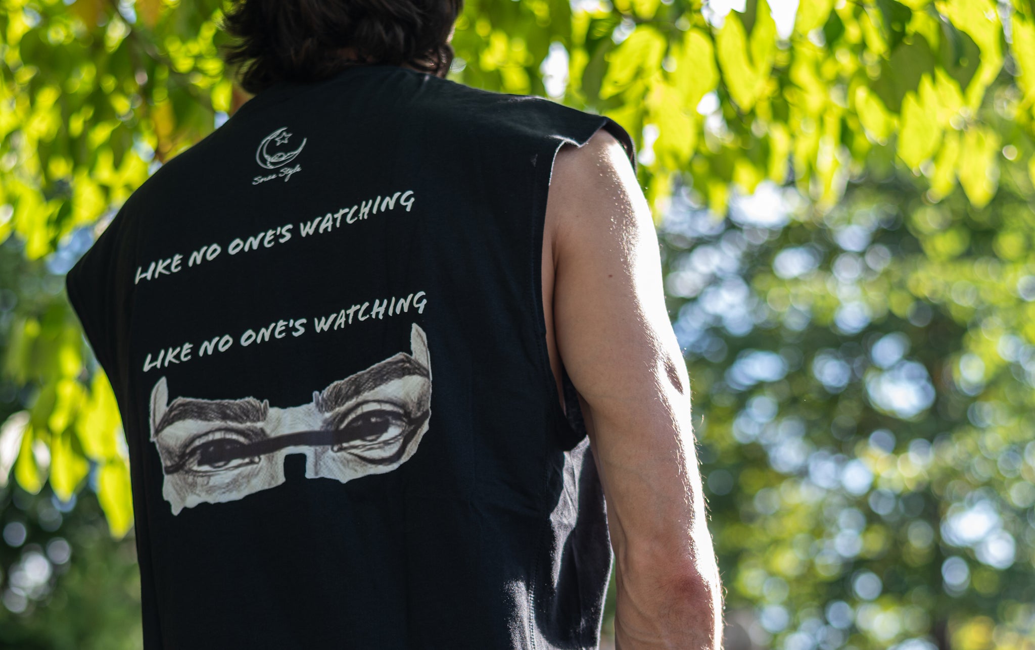 Move like no one's watching Tank